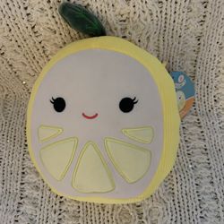 SQUISHMALLOWS LETICIA THE LEMON 