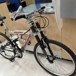 Pacific “ Summit” 26” 21 Speed, Dual Shock Suspension, Road Ready Mountain Bike, Good Brakes & Tires