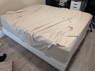 Ikea Queen Bedframe, 6-Drawer Storage 