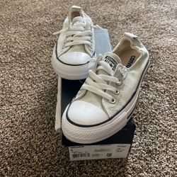 Converse Like New Size 6