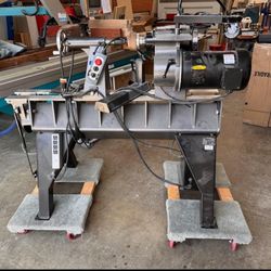 Robust American Beauty Wood Lathe