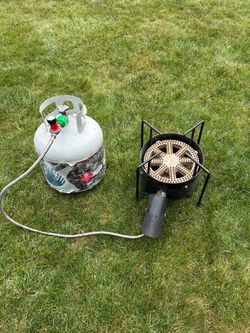 Burner and propane tank