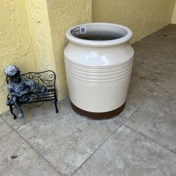 Vasija Y Decoración  Del Nene Y El Perrito