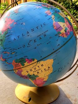 $35. Very LARGE Vintage World Globe. Metal Base. Good Condition.