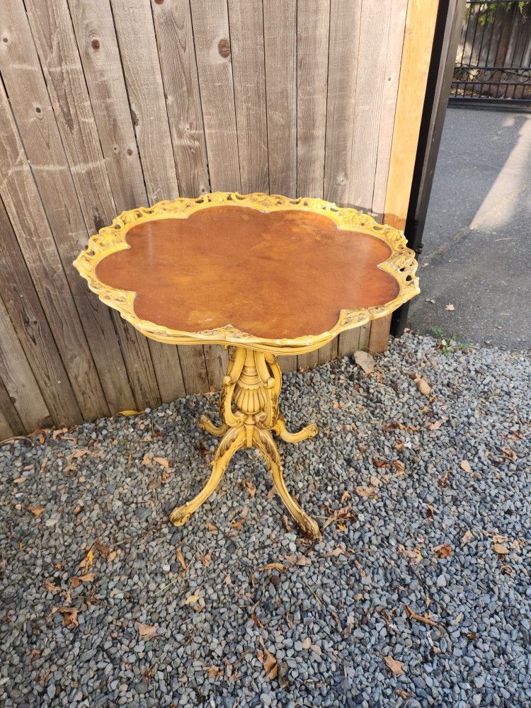 Beautiful antique vintage carved wood rococo baroque ornate occasional table late 19th century or 20th century

