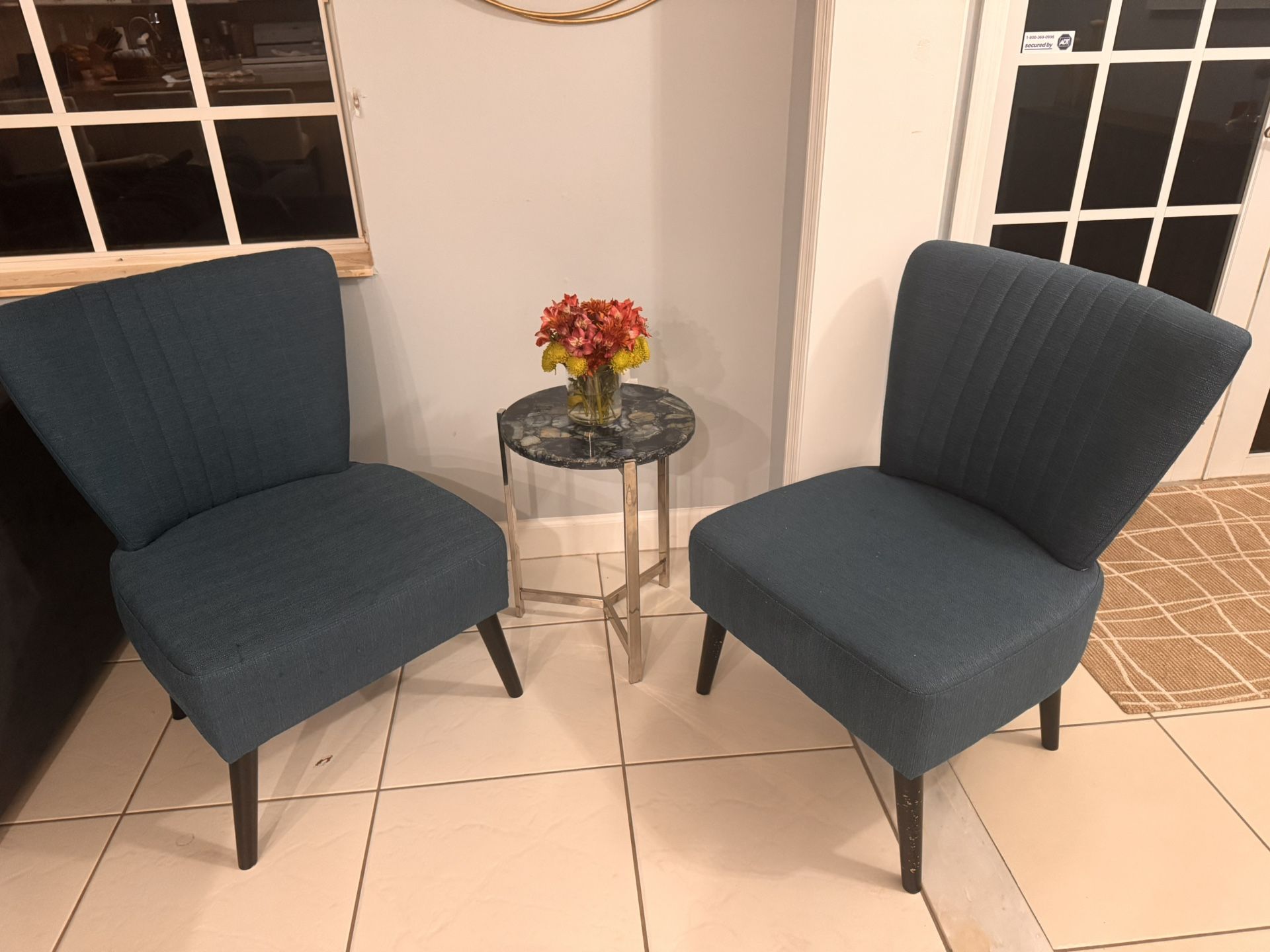 Accent Chairs