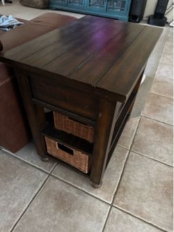 Chair side table/end table - 16X25X24