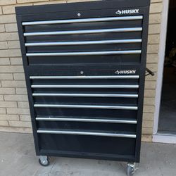Husky tool box
