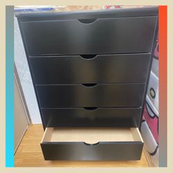Dresser / Five Drawers Dresser