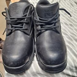 TimberlandPRO. SLIP RESISTANT WATERPROOF. STEELTOE
