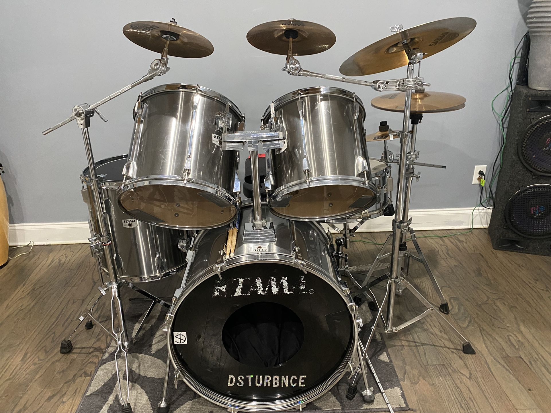Tama Drums Set