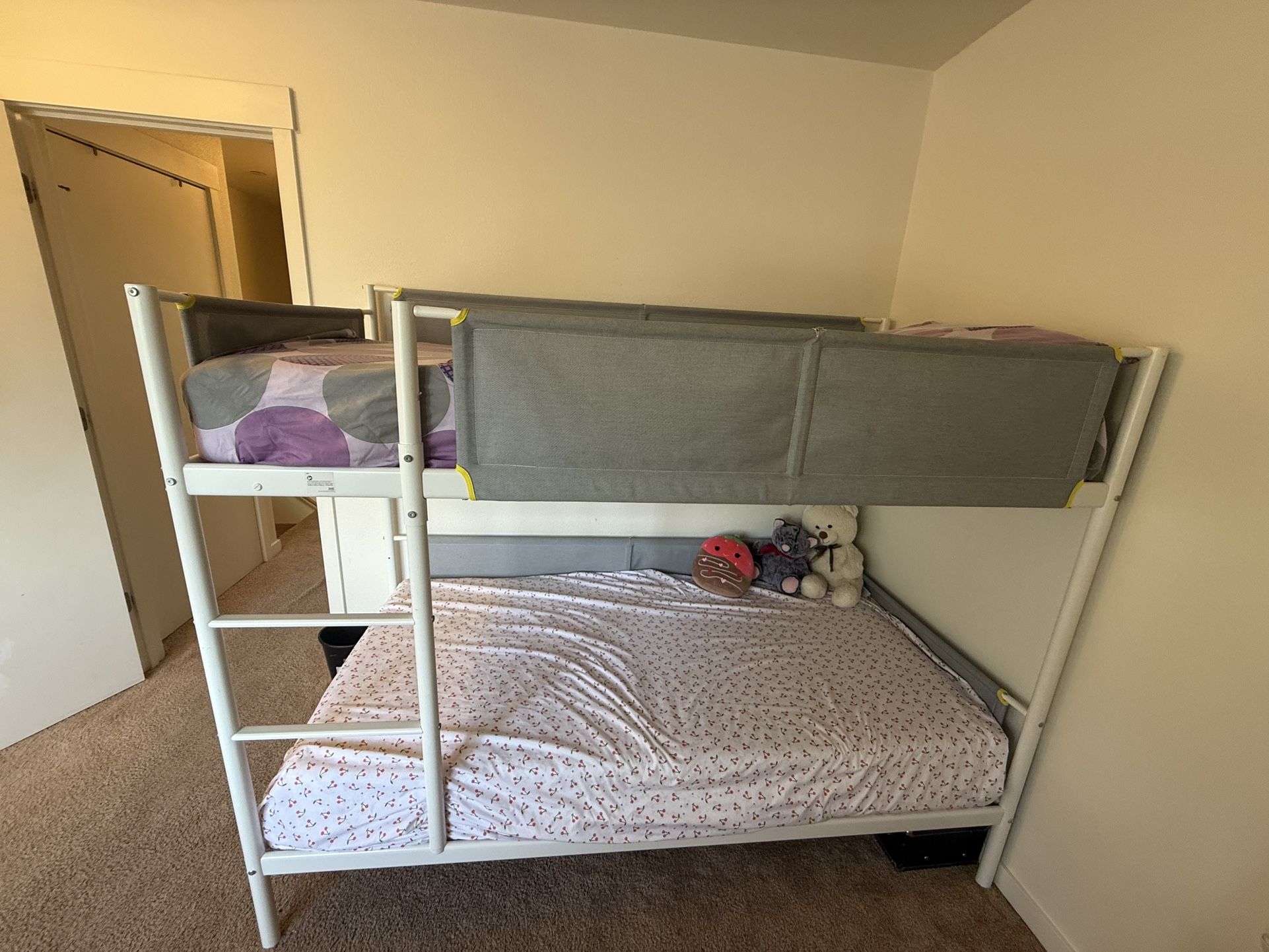 Bunk Bed With Mattresses