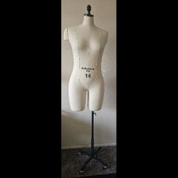 Size 14 Dress Form