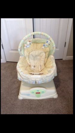 Fisher price soothing baby glider