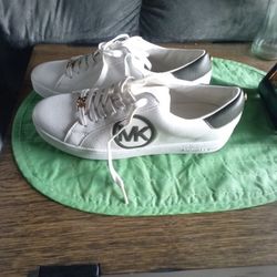 **LAST MINUTE CHRISTMAS GIFT**