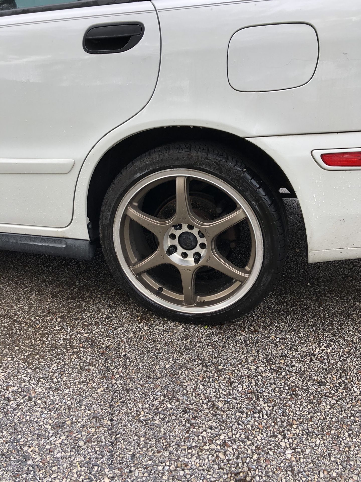 17 inch Universal rims with tires. Tires are in great shape.