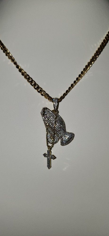 Iced Out Praying Hands Gold Pendant