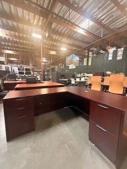 Mahogany L-Shaped Desk 