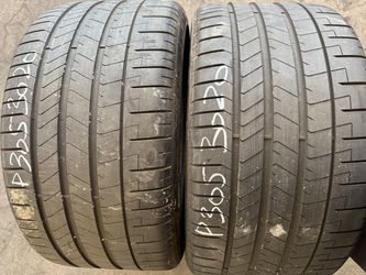 (2) 20” Pirelli Pzero 305/30/20 used pair tires like new