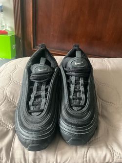 Nike air maxes