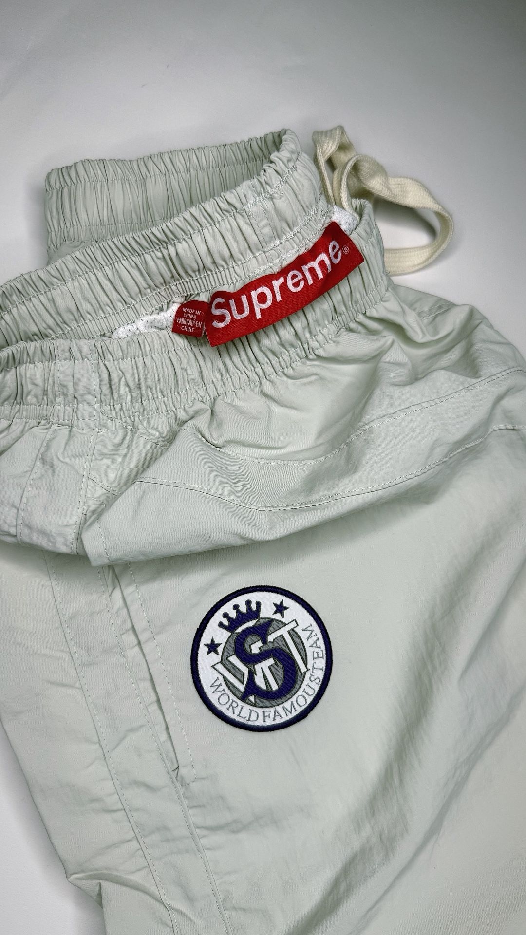 Supreme Old English S Logo