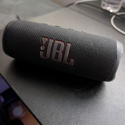 Jbl Flip 6 Portable Speaker