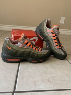 Air max 95 Neutral olive SIZE 10 In GOOD Condition