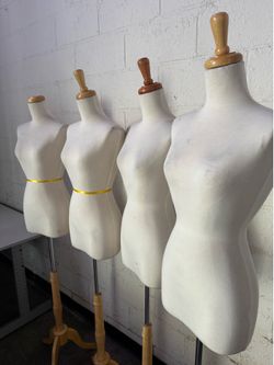 4 body form mannequins