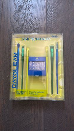 Real Techniques brush set