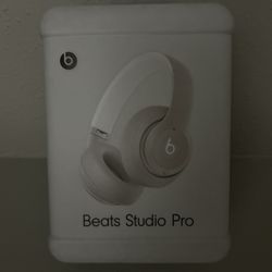 Beats Studio Pro Headphones 