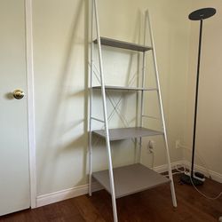 Bookcase / Storage Shelving 
