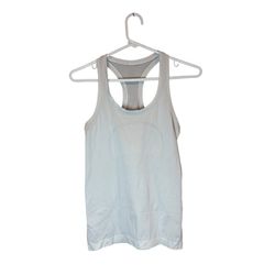 size 4 lululemon top