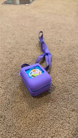 Bitzee with case