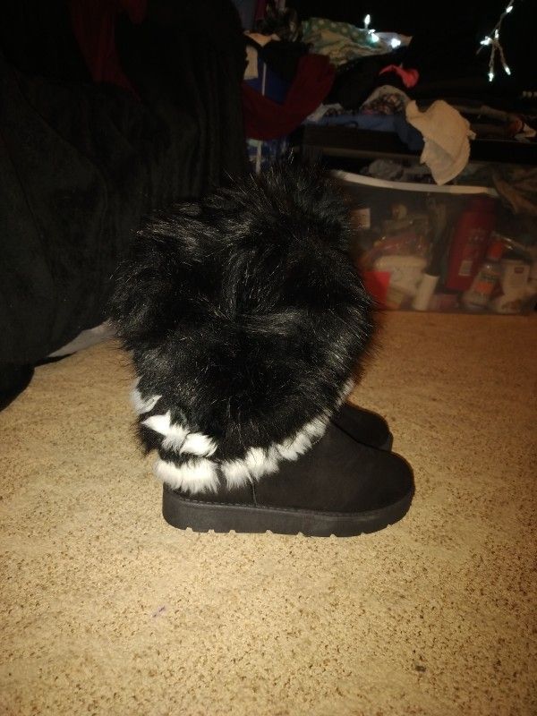 🖤 Women’s Alrisco Faux Fur Winter Boots – Size 8 – Black Faux Suede – Cozy & Cute!
