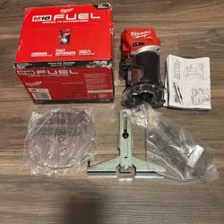 Milwaukee M18 FUEL 18V Lithium-Ion Brushless Cordless Compact Router (Tool-Only)