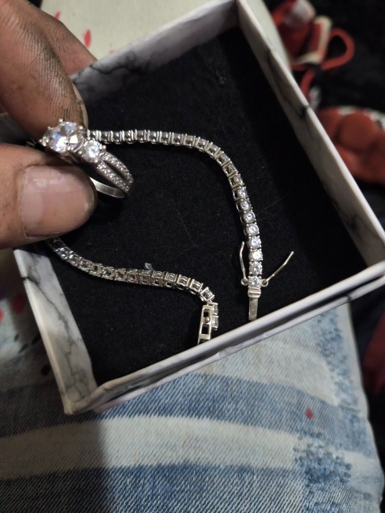 KAY 2.5 Carat DIAMOND LINE TENNIS BRACELETTE AND RING