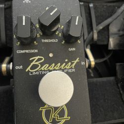Keeley Bassist Compressor