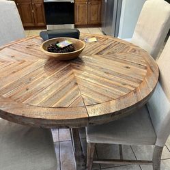 Table And Chairs 