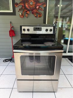 Electric stove plus oven