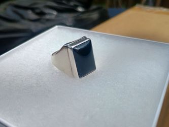 TRADE - VTG Black Onyx - Sterling  Silver Ring - Rare