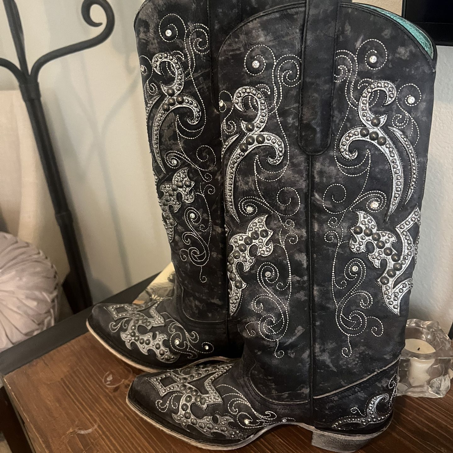 Women’s Corral Boots 8 1/2