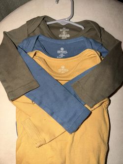 3 Pack 6-9 Month Onesie