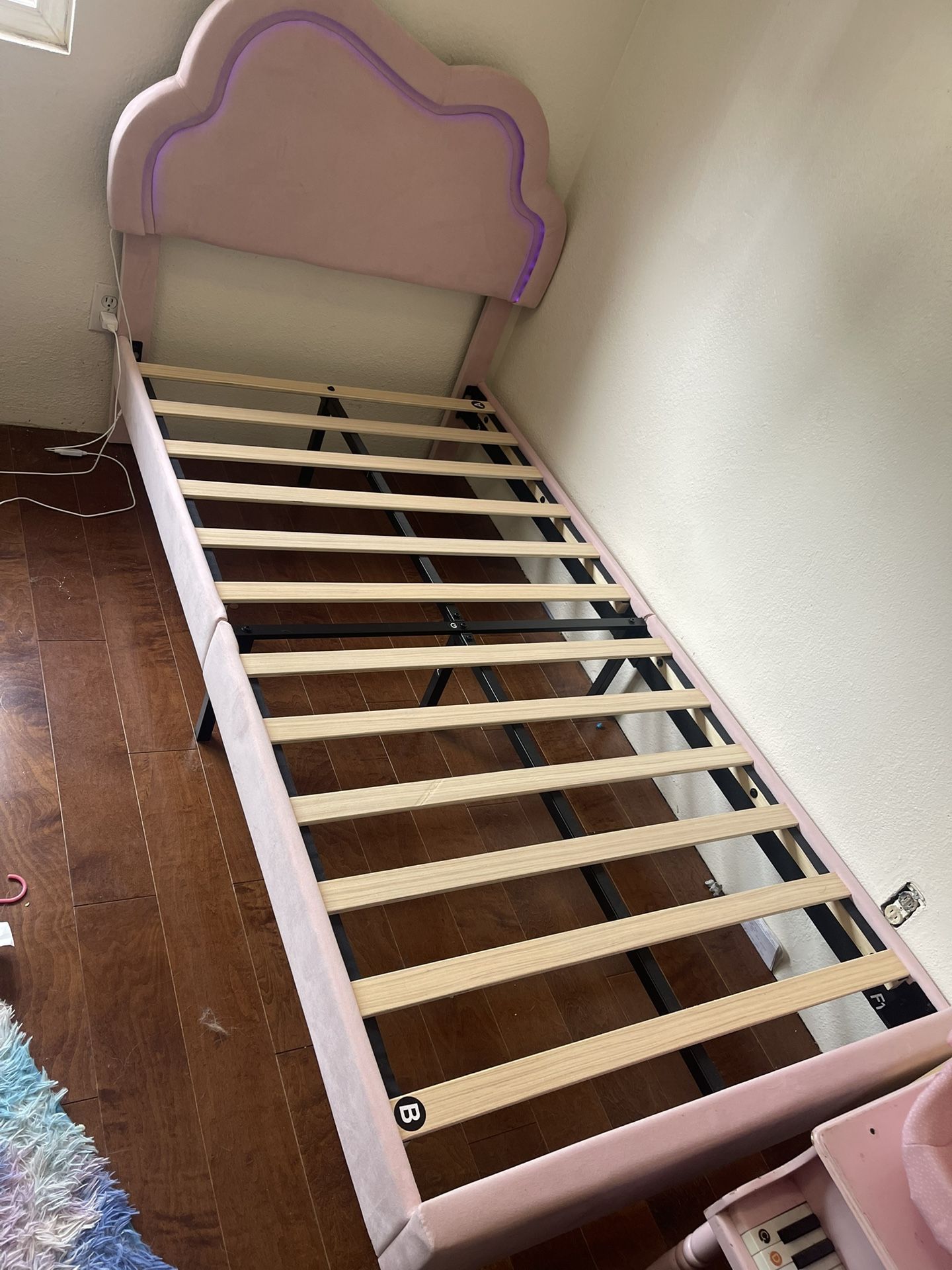 Pink Cloud Style Girls Bed - Great, Clean Condition