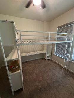 QUEEN SIZE LOFT BED