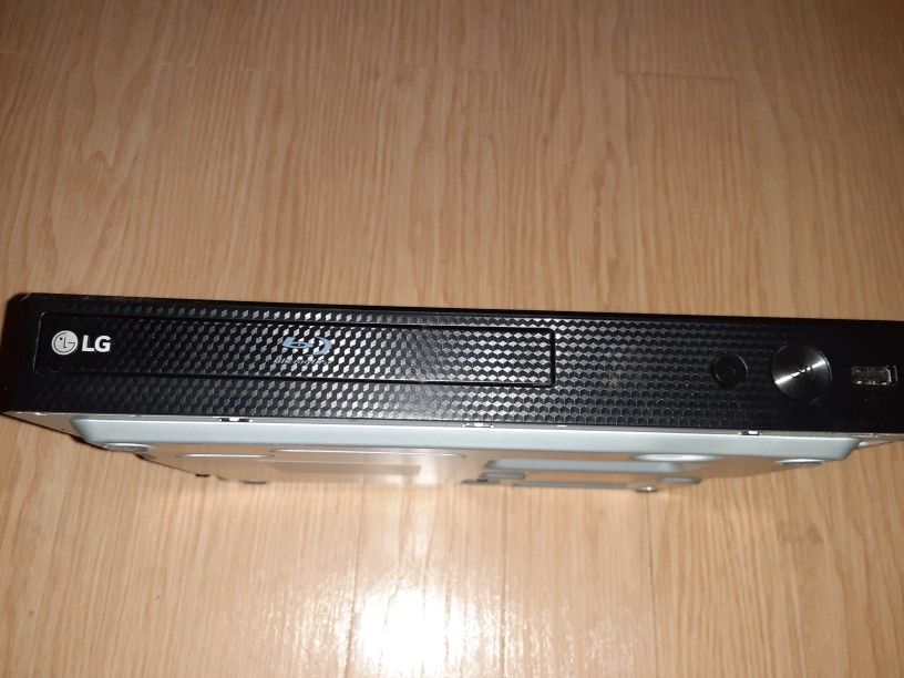 Blu-ray DVD PLAYER