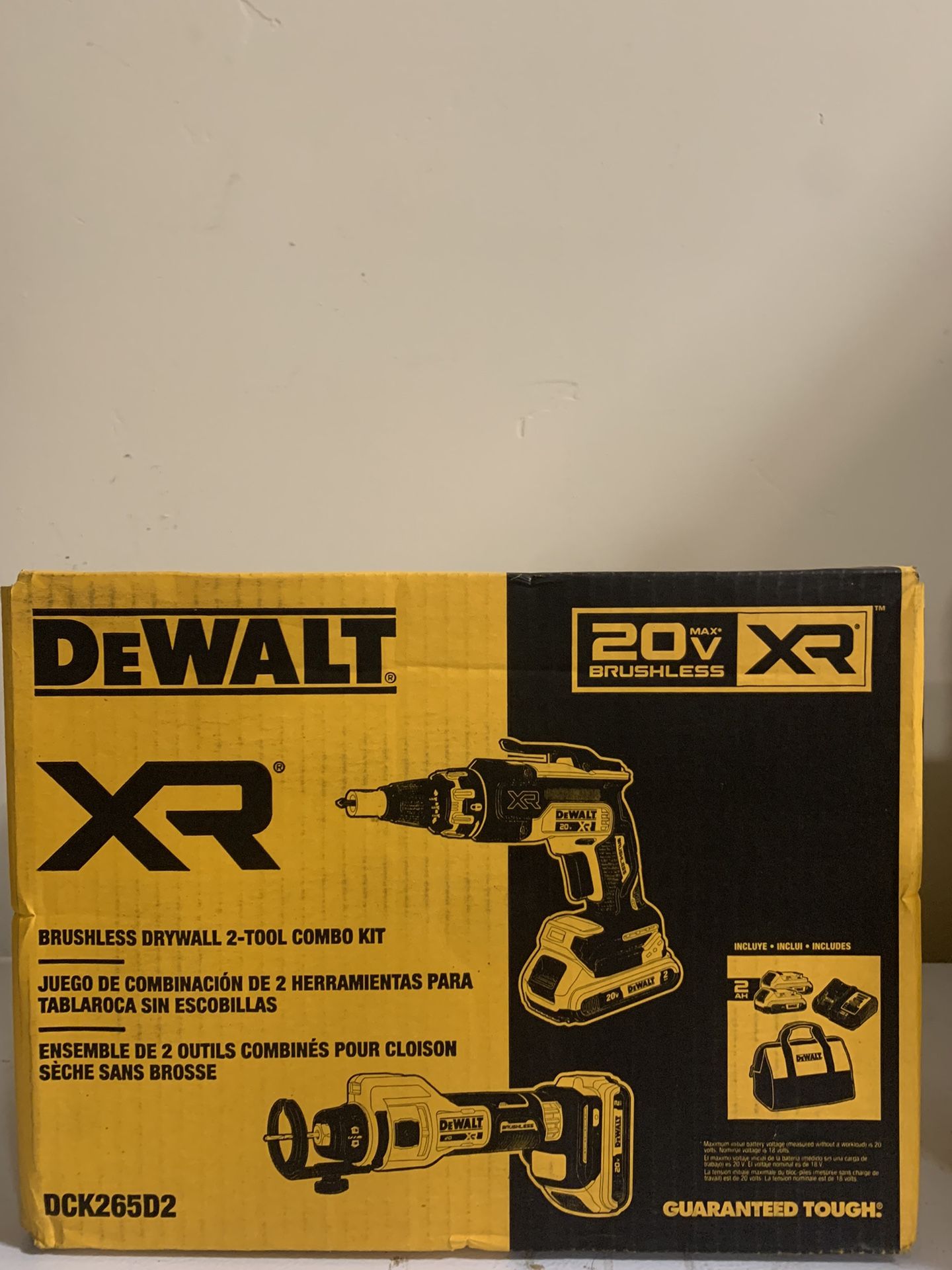 DEWALT 20-Volt Lithium-Ion Cordless Brushless Screwgun and Cut-Out Combo Kit with (2) 2.0Ah Batteries, Charger and Bag