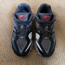 $50 Men’s New Balance 878 trainers in black and grey