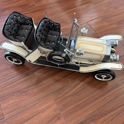 Vintage Rolls Royce Toy Model 