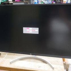 LG Monitor 32" 32ul500 used 887155-3 