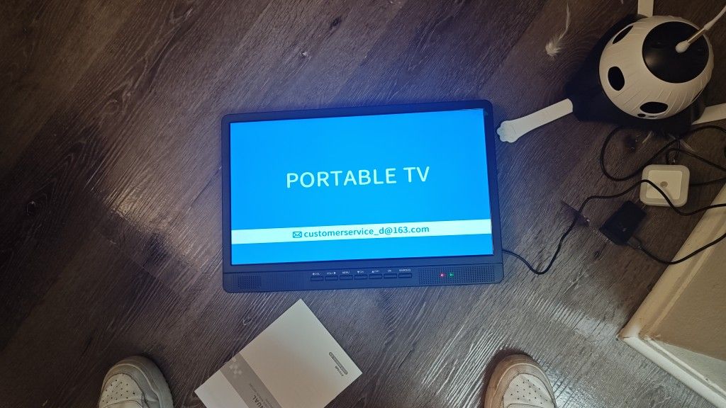 Portable TV/Screen